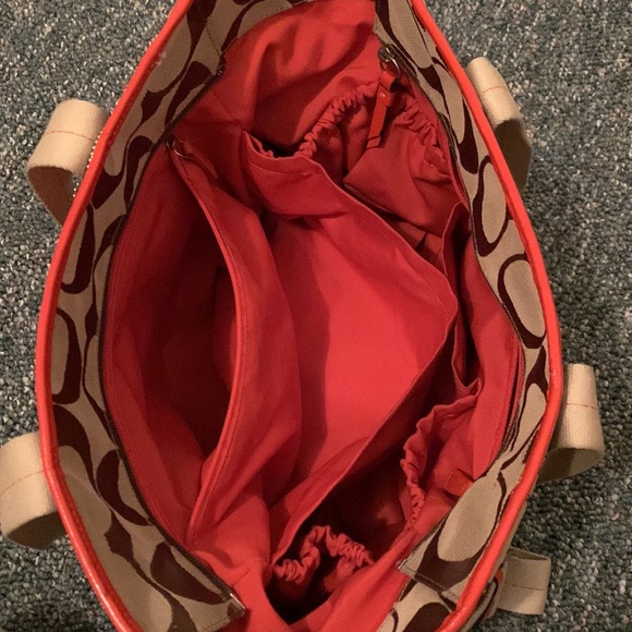 Coach purse with cross body handle - Picture 6 of 7